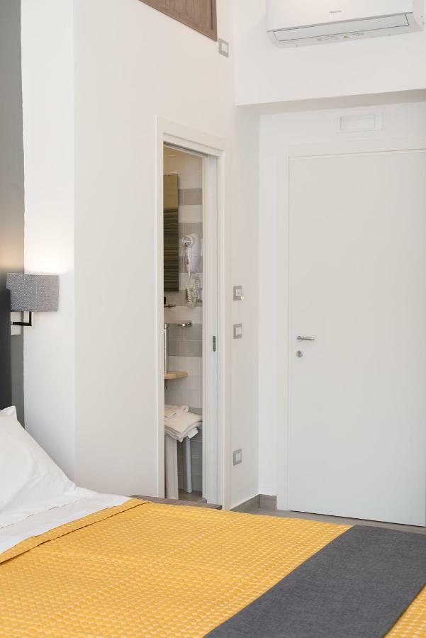B&B Toledo One Neapel Exterior foto